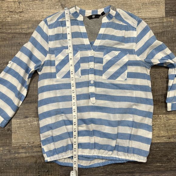 FIG Blue & White Women's Blouse Elastic Hem w Roll-up Tabs Size Medium - Picture 8 of 9